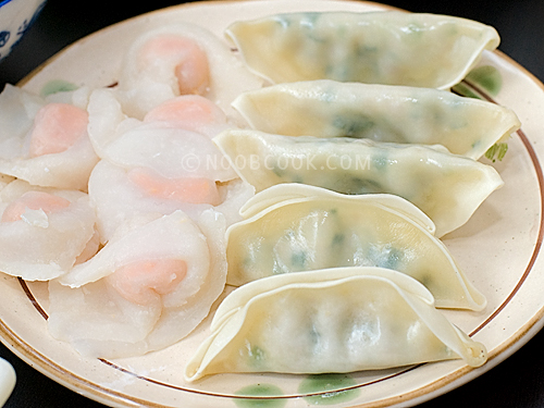 dumplings (jiaozi)