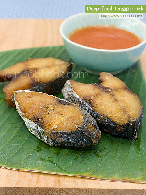 Deep fried Tenggiri Fish