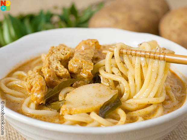 Curry Chicken Noodles