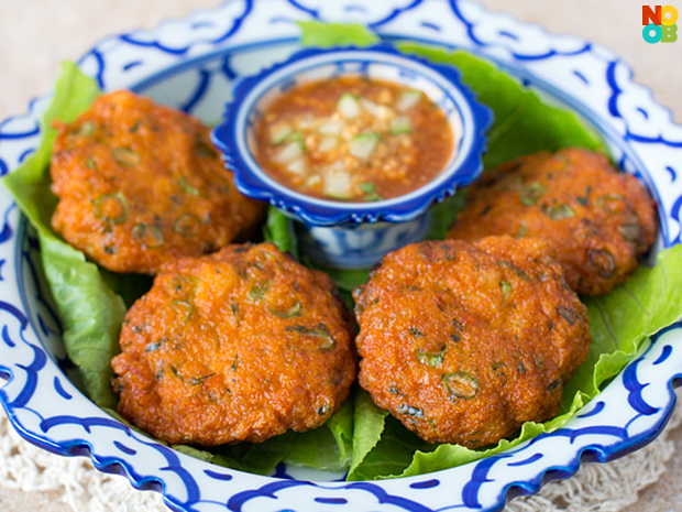 Thai Fish Cakes with Herb Salad Recipe - Olivado