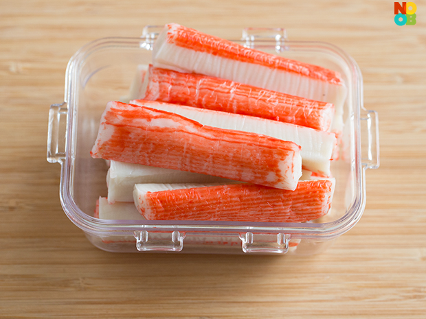 Artificial crab sticks