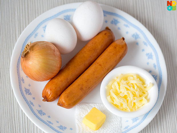 Scrambled Eggs with Cheese and Hotdog Recipe