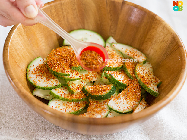 Korean Spicy Cucumber Salad Recipe