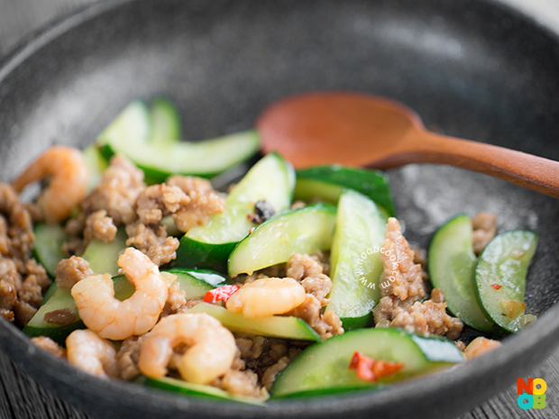 Stir-fry Cucumber, Mince & Prawn Recipe