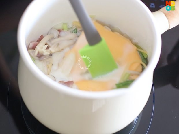 Yuru Camp Creamy Soup Pasta (Step-by-Step)
