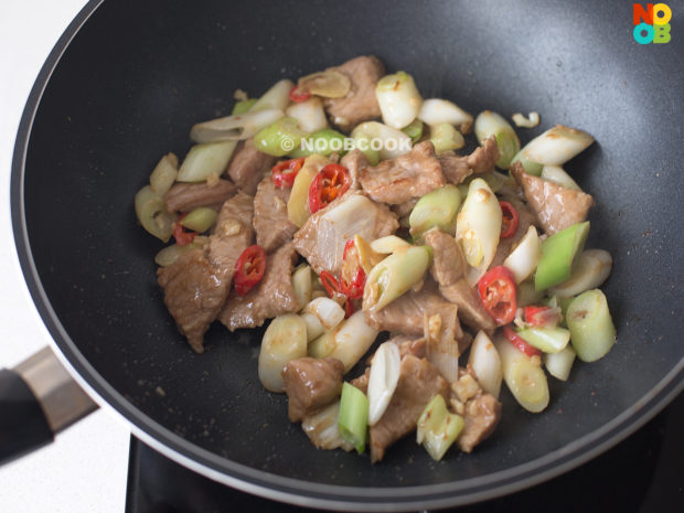 Stir-fry Pork with Negi (Japanese Scallion) Recipe