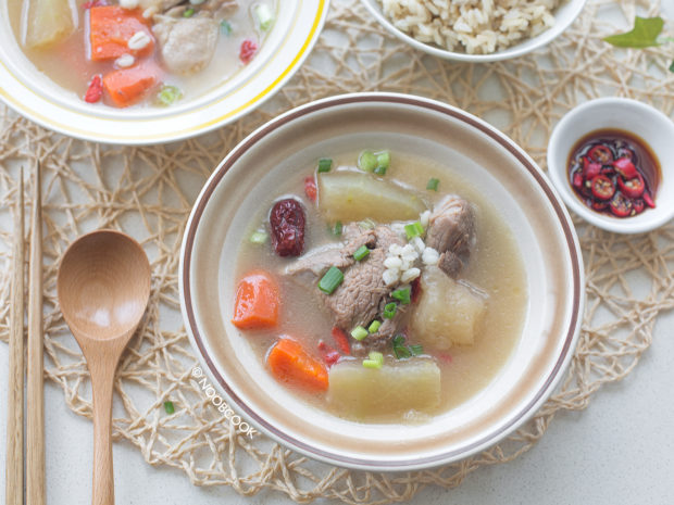 Chinese Soup with Barley