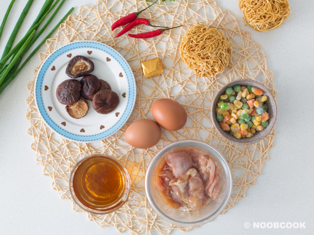 Claypot Chicken Yee Mee Ingredients