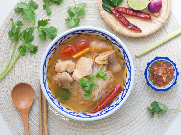 Low Carb Tom Yum Chicken Noodles Recipe