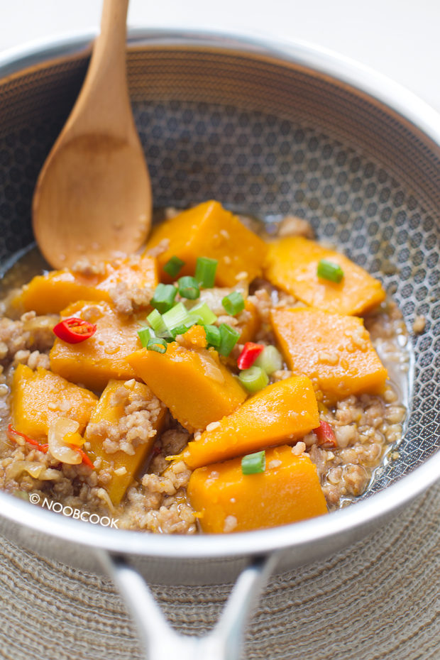 Simmered Pumpkin & Minced Meat Recipe