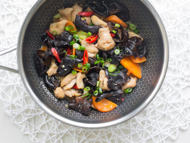 Stir-fry Chicken & Black Fungus Recipe