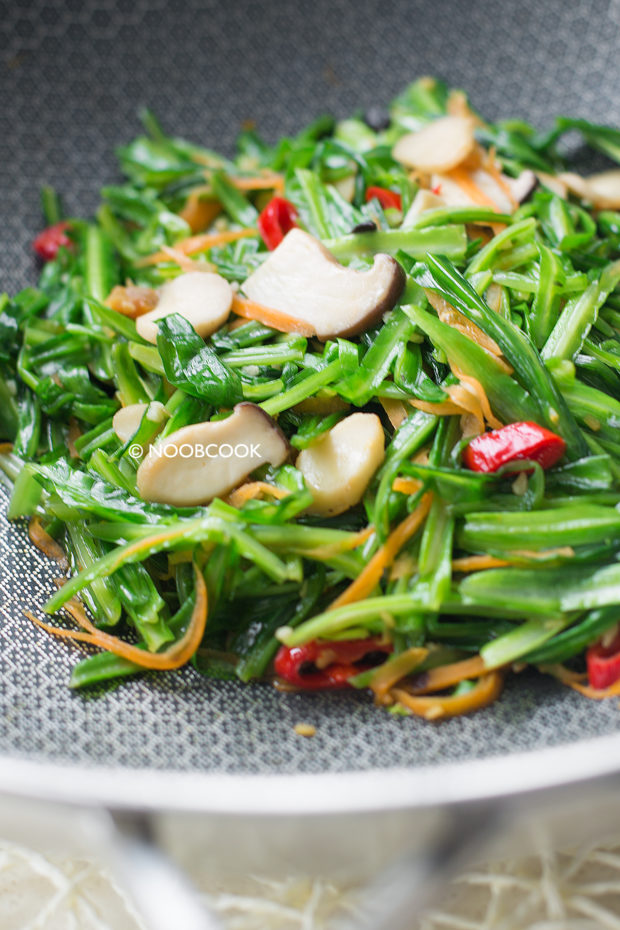 Stir-fry Royale Chives King Oyster Mushroom Recipe