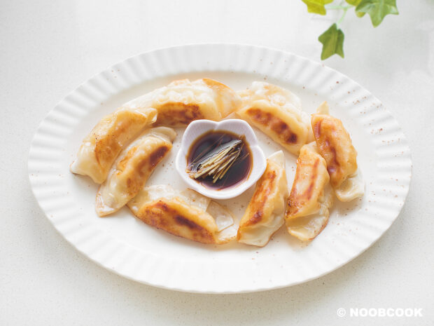 How to Pan Fry Gyoza